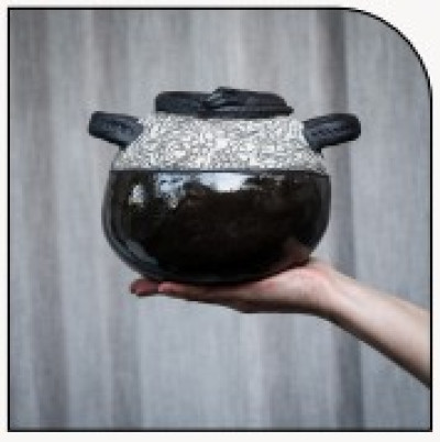 Pot with snake detail