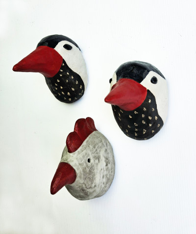 13 x ceramic Coming out of the Wall animals ind priced