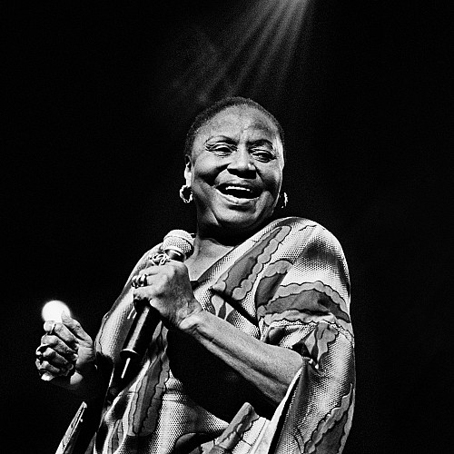 Shooting Stars: The Art of Music Photography